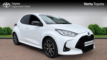 Toyota Yaris 1.5 Hybrid Dynamic 5dr CVT Hybrid Hatchback
